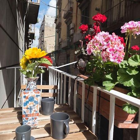 Napoli Centro Apartment A Balcony In The Heart Of เนเปิลส์ ภายนอก รูปภาพ